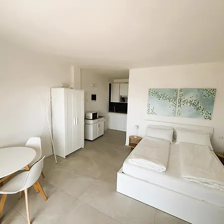 Guardini 2 Apartment