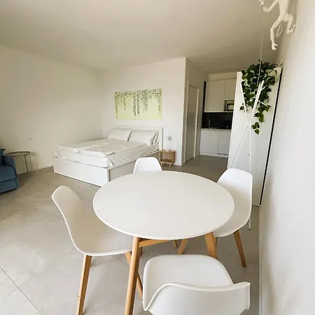 Apartment Guardini 2