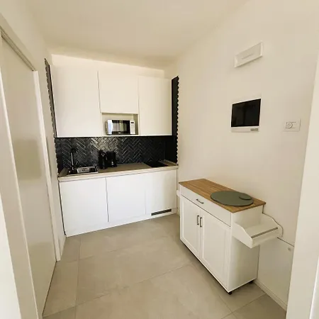 Guardini 2 Apartment Malcesine